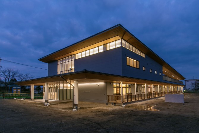 05 外観 北西面(夜景)1